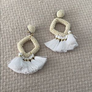 NWOT Pink Lily beaded tassel earrings